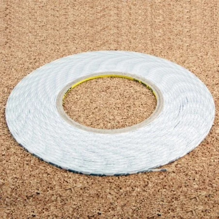 Cinta Adhesiva de Doble Cara Blanca 1mm para Reparación de Pantalla Táctil de iPhone / Samsung / HTC – 50m €0.98
