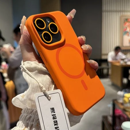 Funda Monocromática para iPhone con MagSafe y Protector de Lente de Cámara
