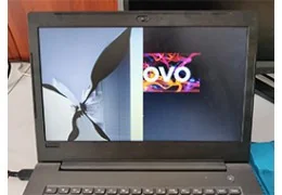 Vollständiger Leitfaden zum Austausch eines Laptop-Bildschirms (Schritt für Schritt, einfach erklärt)